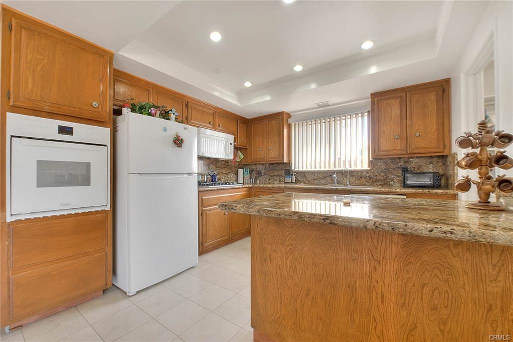 Chino, California, 91710, United States, 3 Bedrooms Bedrooms, ,2 BathroomsBathrooms,Residential,For Sale,1919660