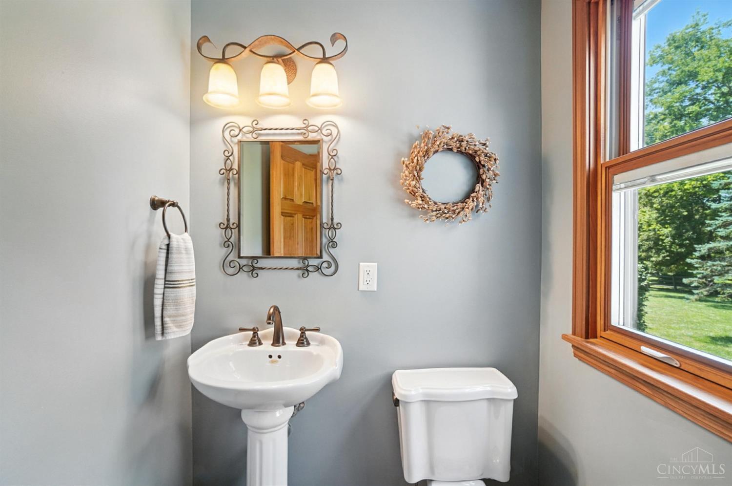 Turtle Creek Twp, Ohio, 45036, United States, 3 Bedrooms Bedrooms, ,4 BathroomsBathrooms,Residential,For Sale,1885358
