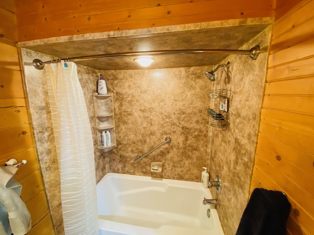 Hatfield, Arkansas, 71945, United States, 2 Bedrooms Bedrooms, ,1 BathroomBathrooms,Residential,For Sale,1977667