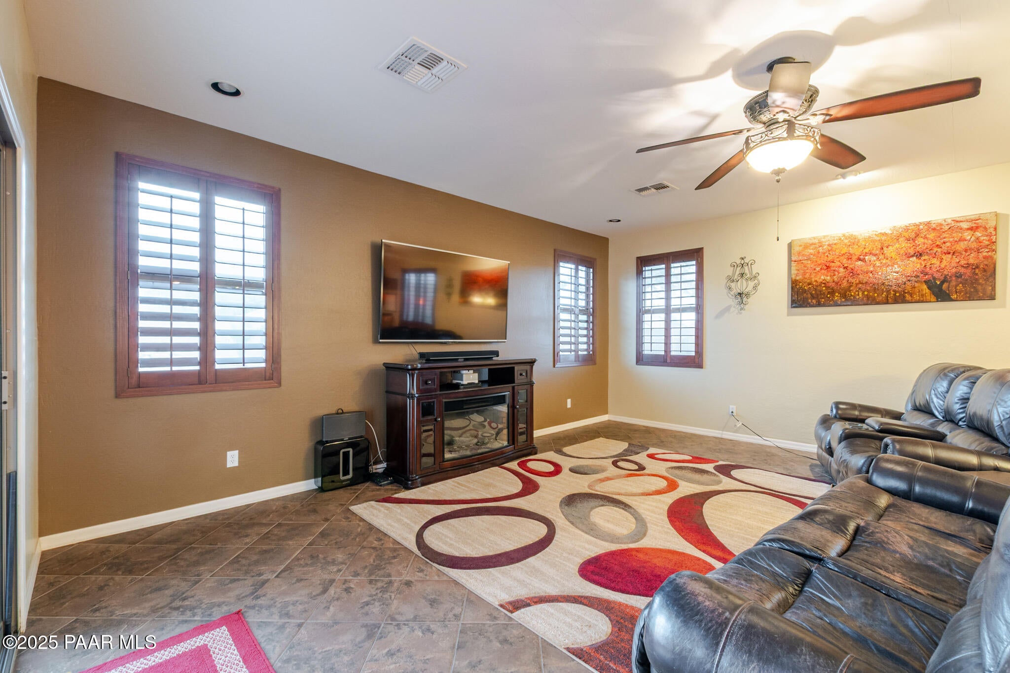 Buckeye, Arizona, 85326, United States, 4 Bedrooms Bedrooms, ,1 BathroomBathrooms,Residential,For Sale,1999085