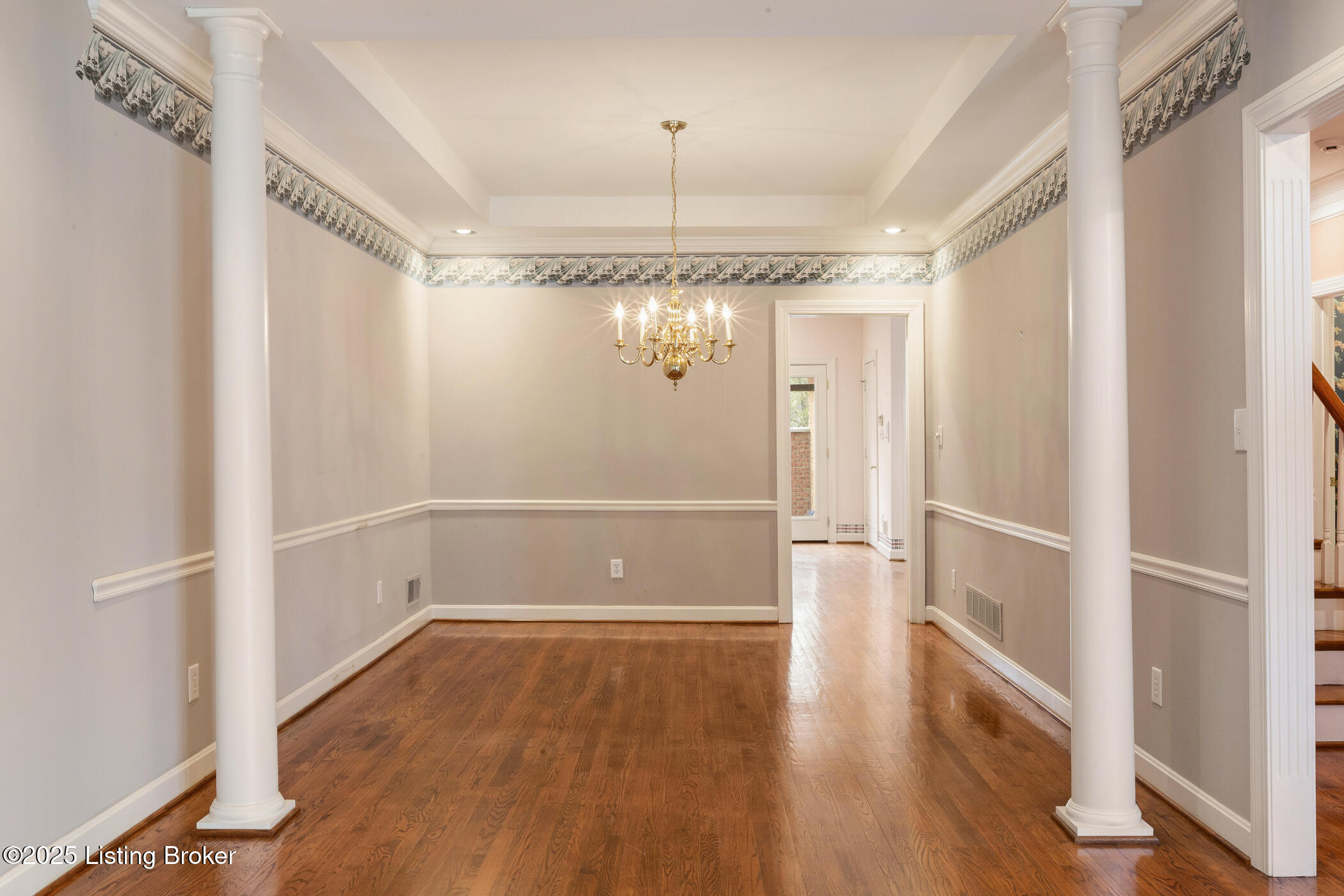 Prospect, Kentucky, 40059, United States, 3 Bedrooms Bedrooms, ,4 BathroomsBathrooms,Residential,For Sale,1754796
