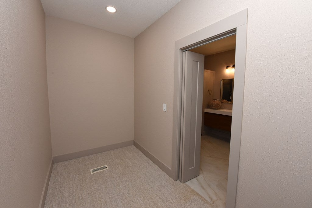 Young Harris, Georgia, 30582, United States, 3 Bedrooms Bedrooms, ,2 BathroomsBathrooms,Residential,For Sale,1859121