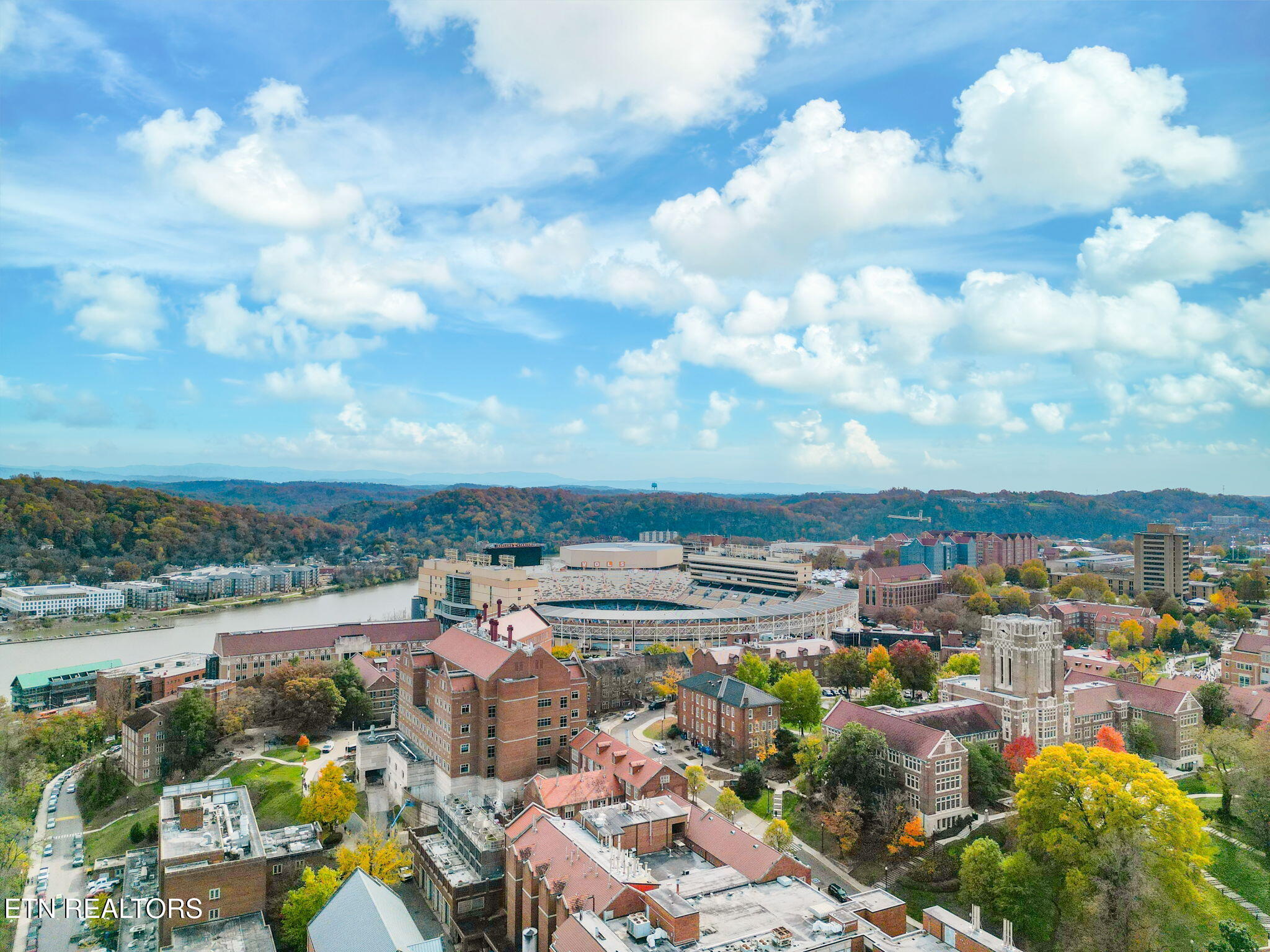 Knoxville, Tennessee, 37916, United States, 1 Bedroom Bedrooms, ,1 BathroomBathrooms,Residential,For Sale,1995398