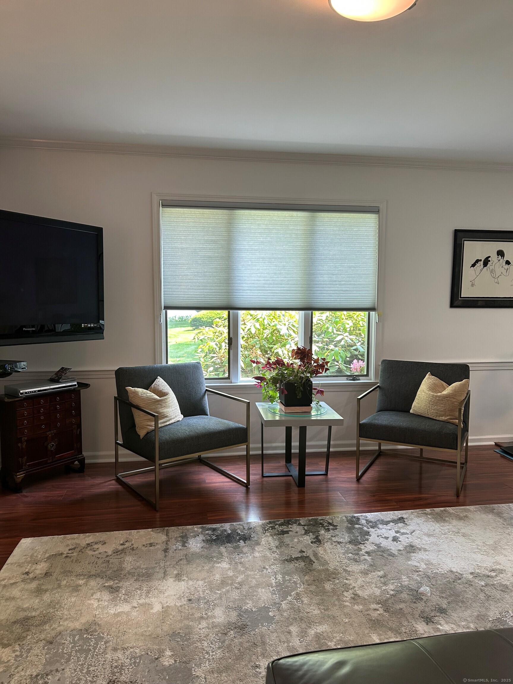 Stratford, Connecticut, 06614, United States, 2 Bedrooms Bedrooms, ,3 BathroomsBathrooms,Residential,For Sale,1885331