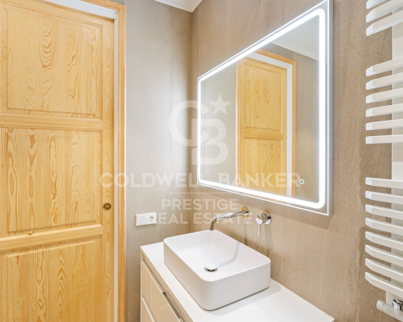 Barcelona, Barcelona, Ciutat Vella, El G?tic Barce, Barcelona, Catalonia, ES, 3 Bedrooms Bedrooms, ,3 BathroomsBathrooms,Residential,For Sale,Barcelona, Barcelona, Ciutat Vella, El G?tic Barce,1628489