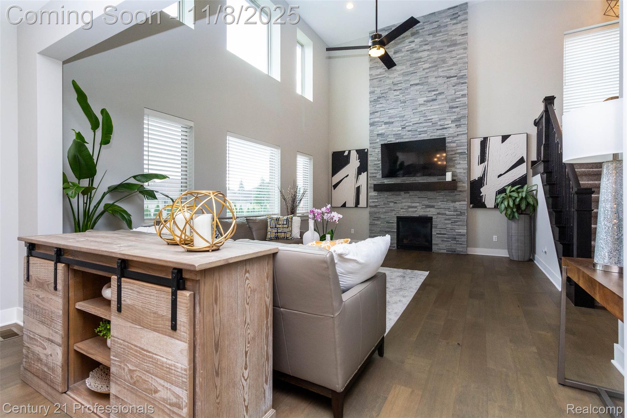 Macomb, Michigan, 48044, United States, 4 Bedrooms Bedrooms, ,3 BathroomsBathrooms,Residential,For Sale,1985765