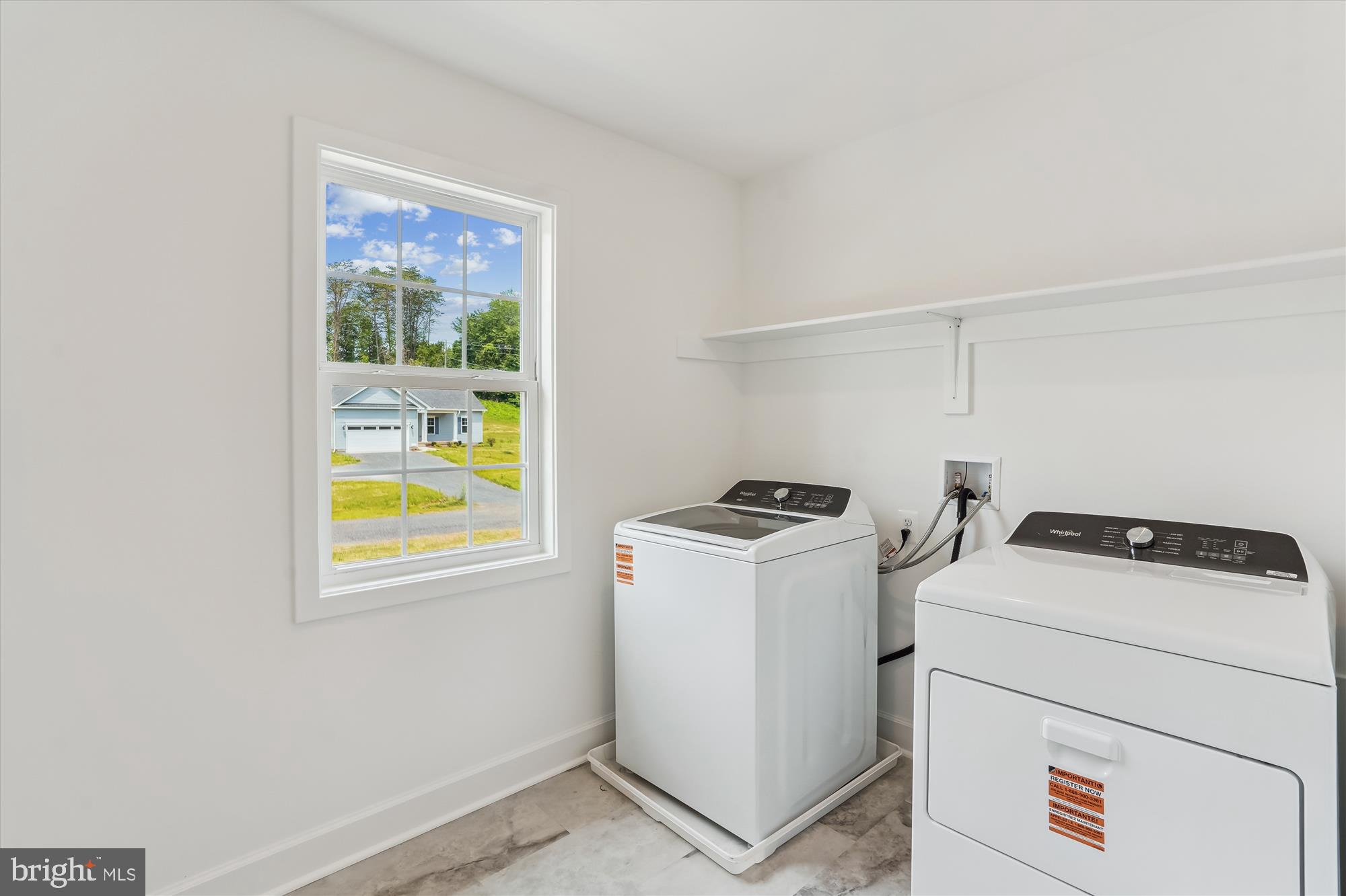 Culpeper, Virginia, 22701, United States, 4 Bedrooms Bedrooms, ,3 BathroomsBathrooms,Residential,For Sale,1974378