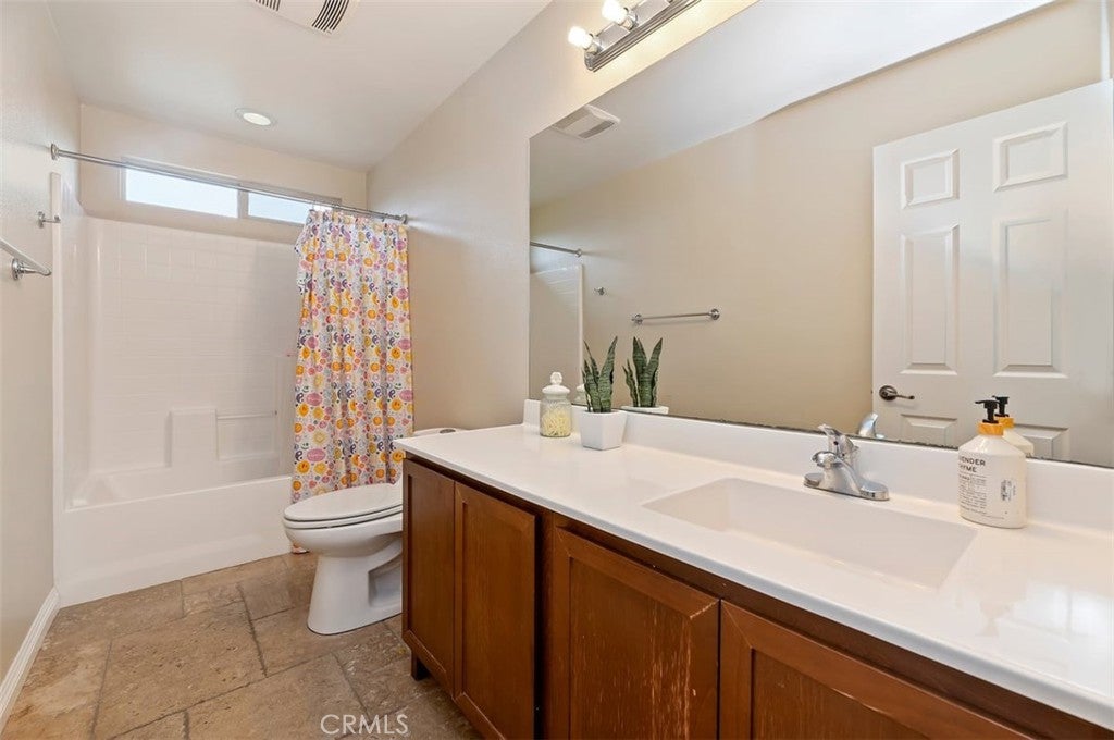 Beaumont, California, 92223, United States, 5 Bedrooms Bedrooms, ,3 BathroomsBathrooms,Residential,For Sale,1736864