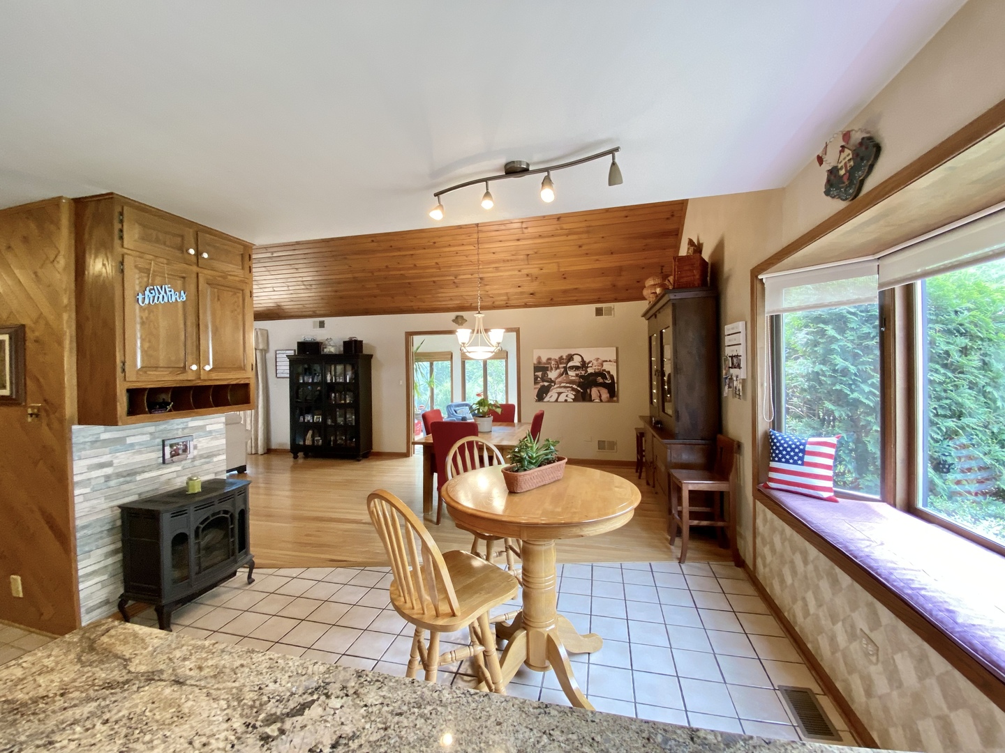 New Lenox, Illinois, 60451, United States, 5 Bedrooms Bedrooms, ,5 BathroomsBathrooms,Residential,For Sale,1920341