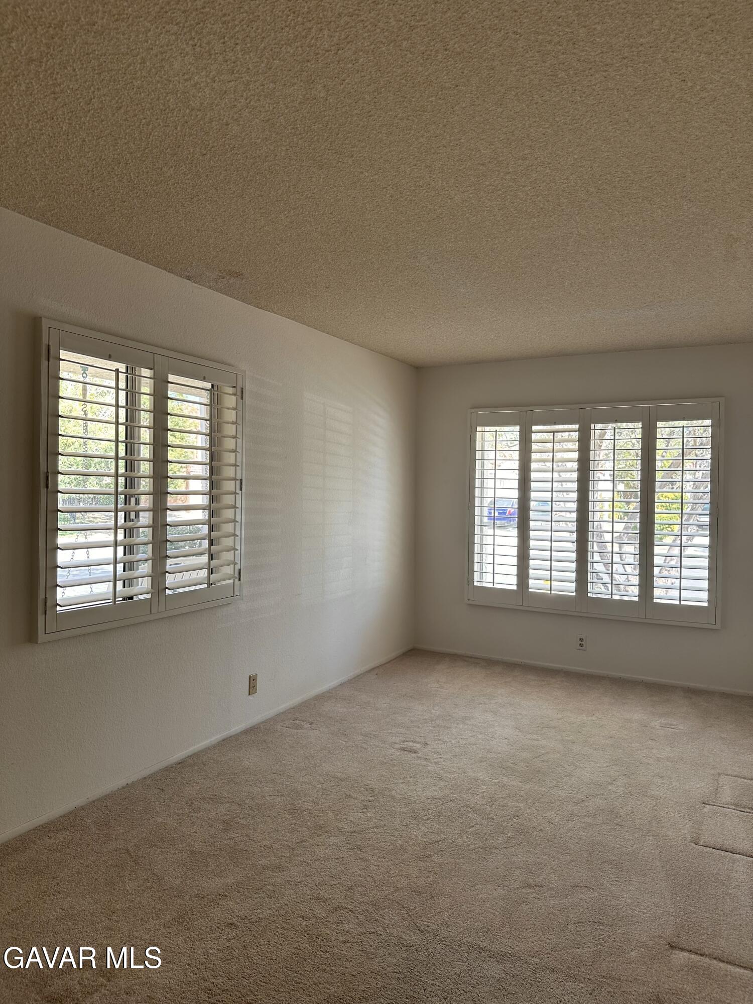 Palmdale, California, 93551, United States, 3 Bedrooms Bedrooms, ,3 BathroomsBathrooms,Residential,For Sale,1973672