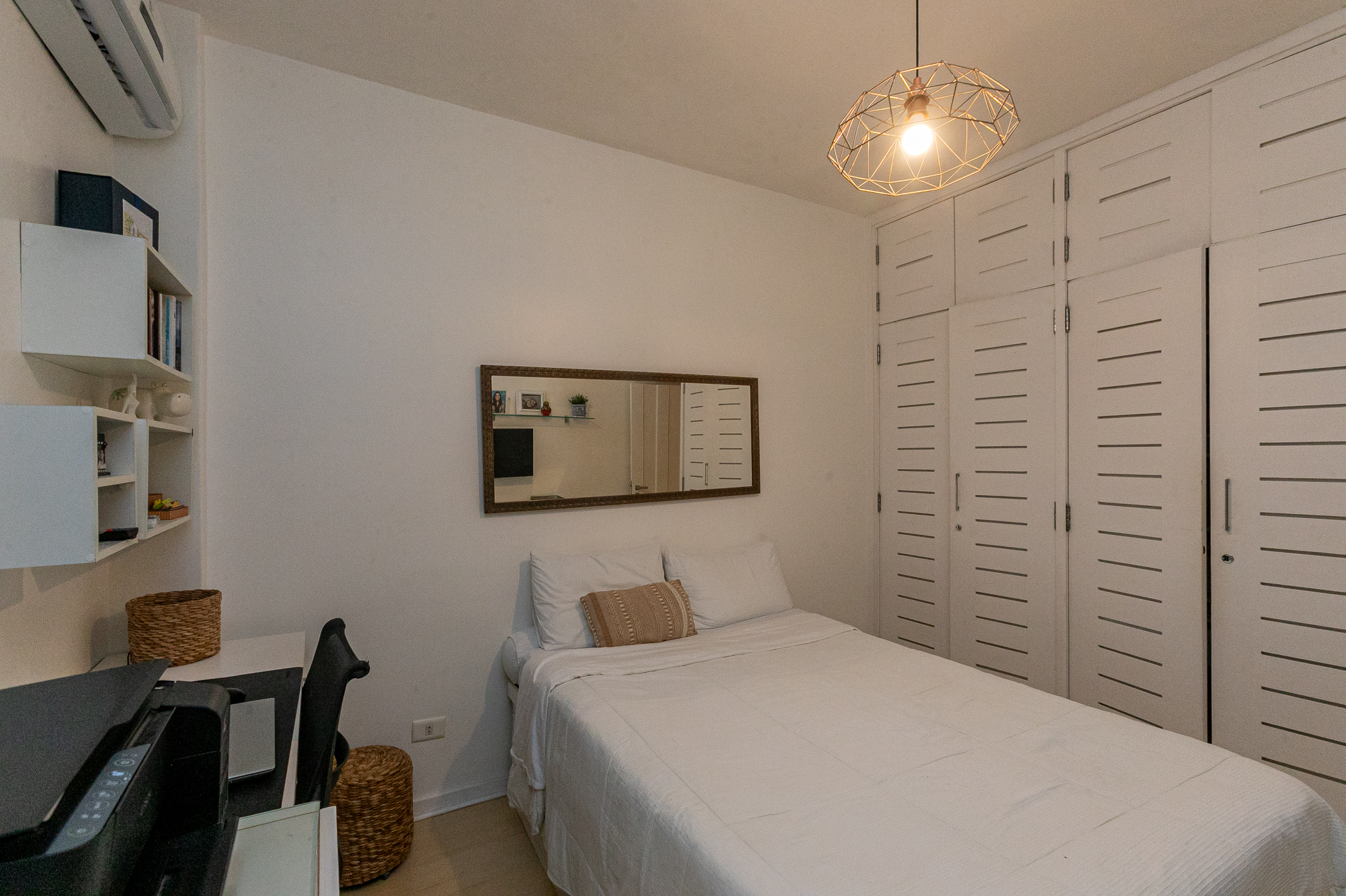  Apartment with a Balcony One Block from the Beach in Leblon - 物件實景