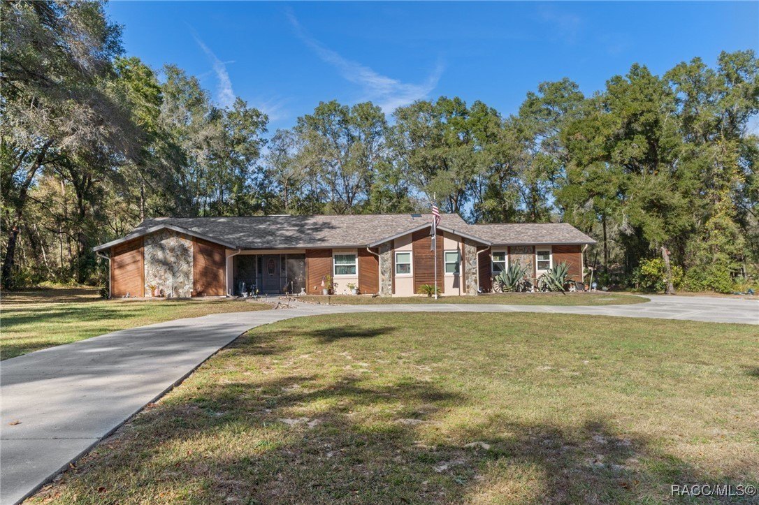 Inverness, Florida, 34452, United States, 3 Bedrooms Bedrooms, ,3 BathroomsBathrooms,Residential,For Sale,2005587