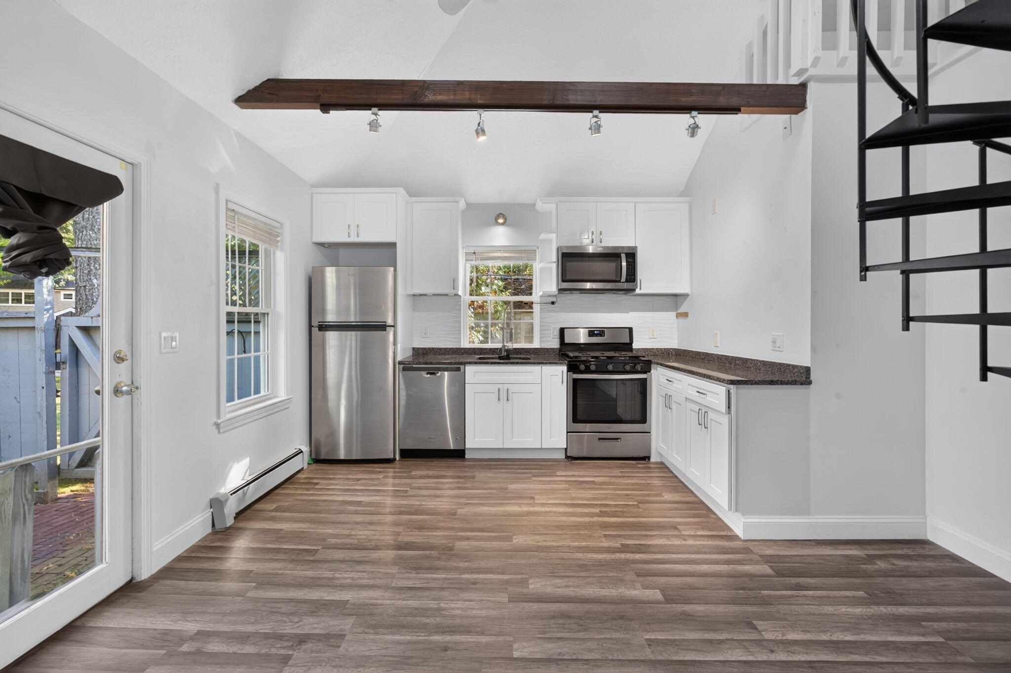  3040 Falmouth Road APT G3 - 物件實景