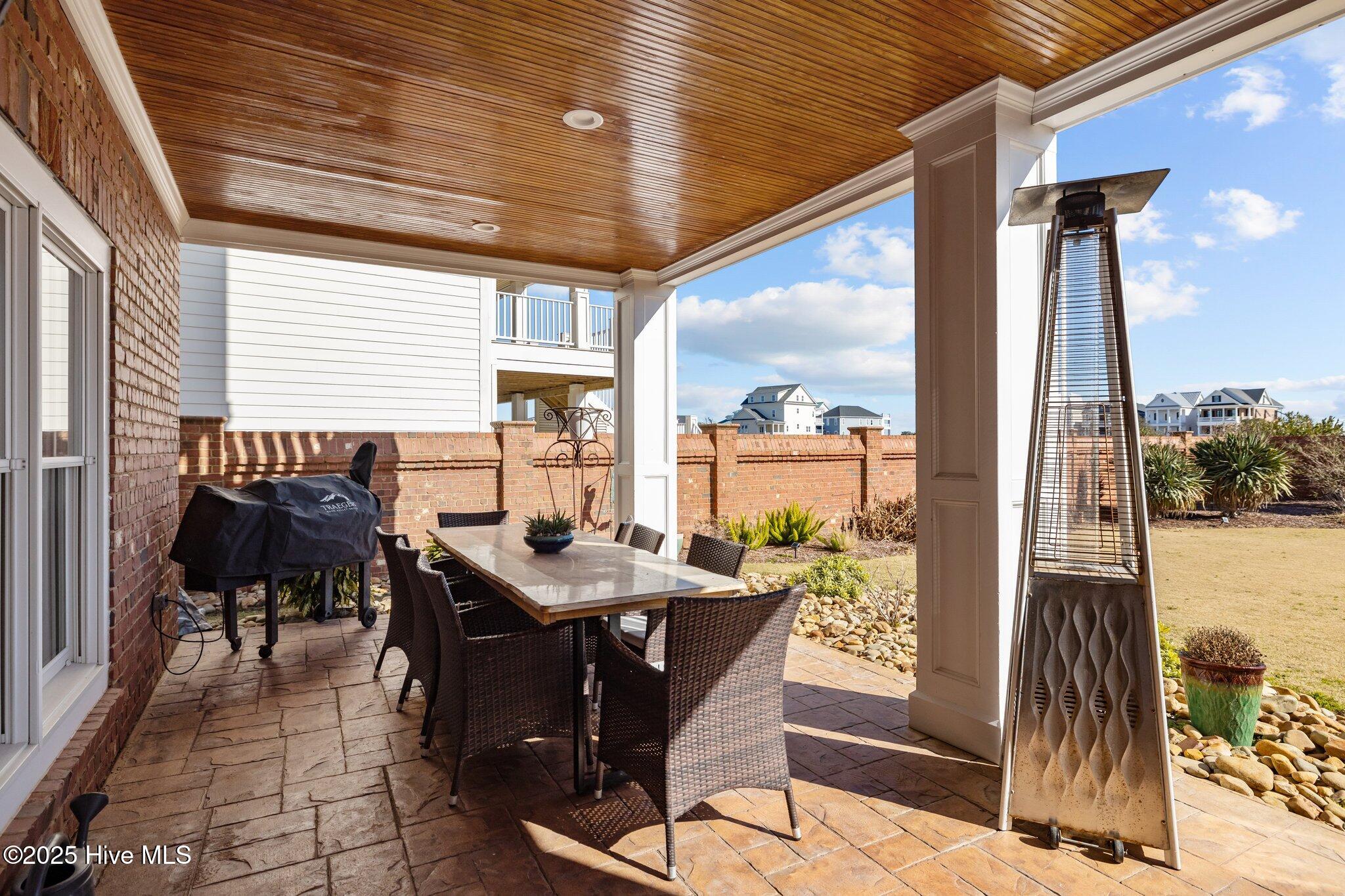 Newport, North Carolina, 28570, United States, 5 Bedrooms Bedrooms, ,7 BathroomsBathrooms,Residential,For Sale,1856837