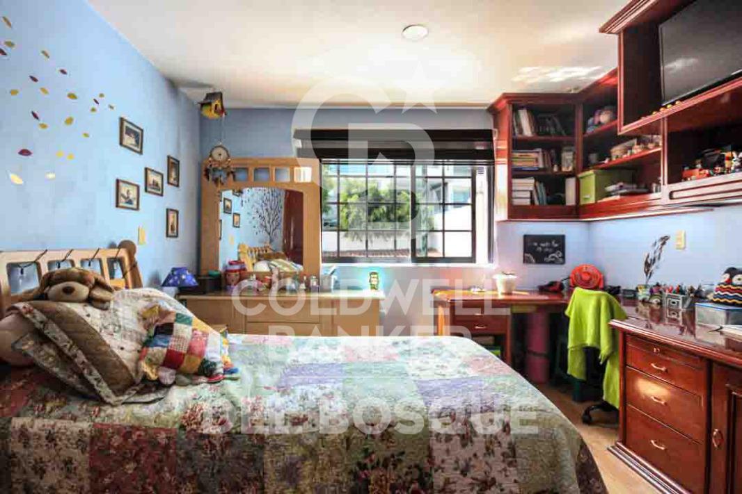 Roma, Tlalnepantla de Baz, Estado de México, 54054, Mexico, 4 Bedrooms Bedrooms, ,4 BathroomsBathrooms,Residential,For Sale,Roma,1613168