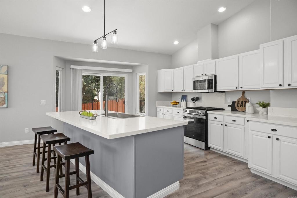 Valley Center, California, 92082, United States, 5 Bedrooms Bedrooms, ,4 BathroomsBathrooms,Residential,For Sale,1793964