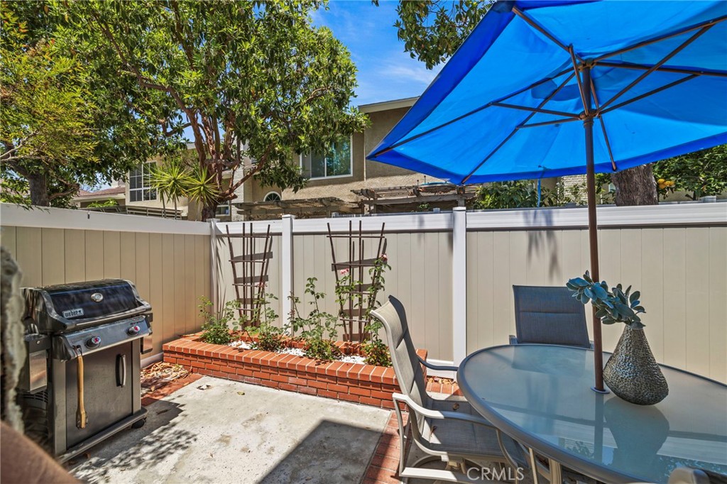 26295 Lily Glen #22, Lake Forest, California, 92630, United States, 3 Bedrooms Bedrooms, ,3 BathroomsBathrooms,Residential,For Sale,26295 Lily Glen #22,1570994