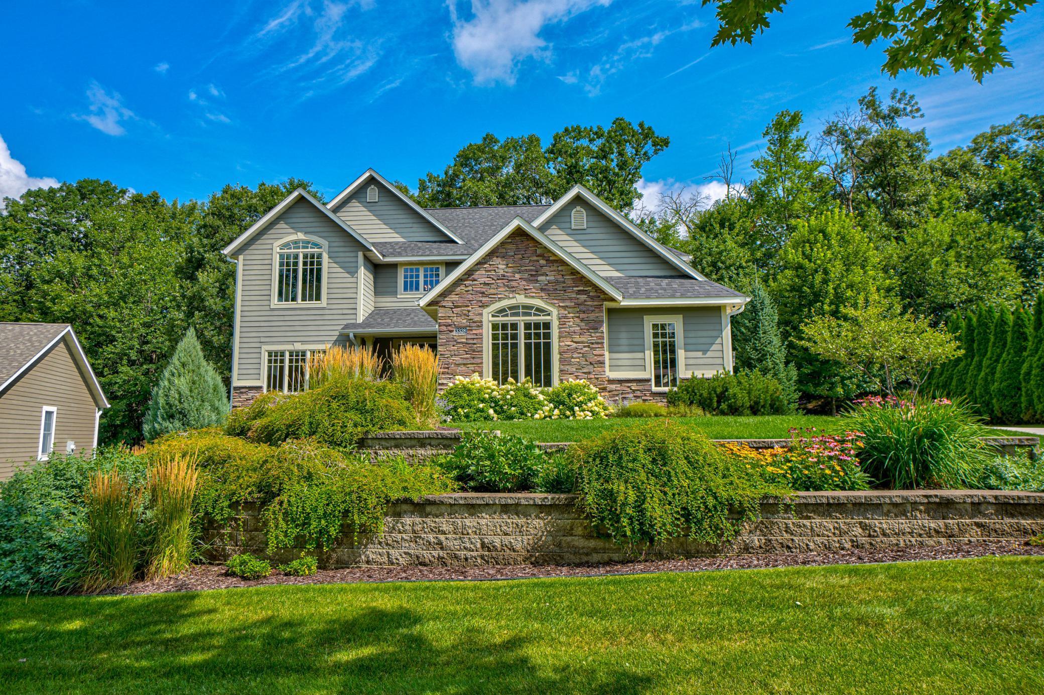 Eau Claire, Wisconsin, 54701, United States, 6 Bedrooms Bedrooms, ,2 BathroomsBathrooms,Residential,For Sale,1992855