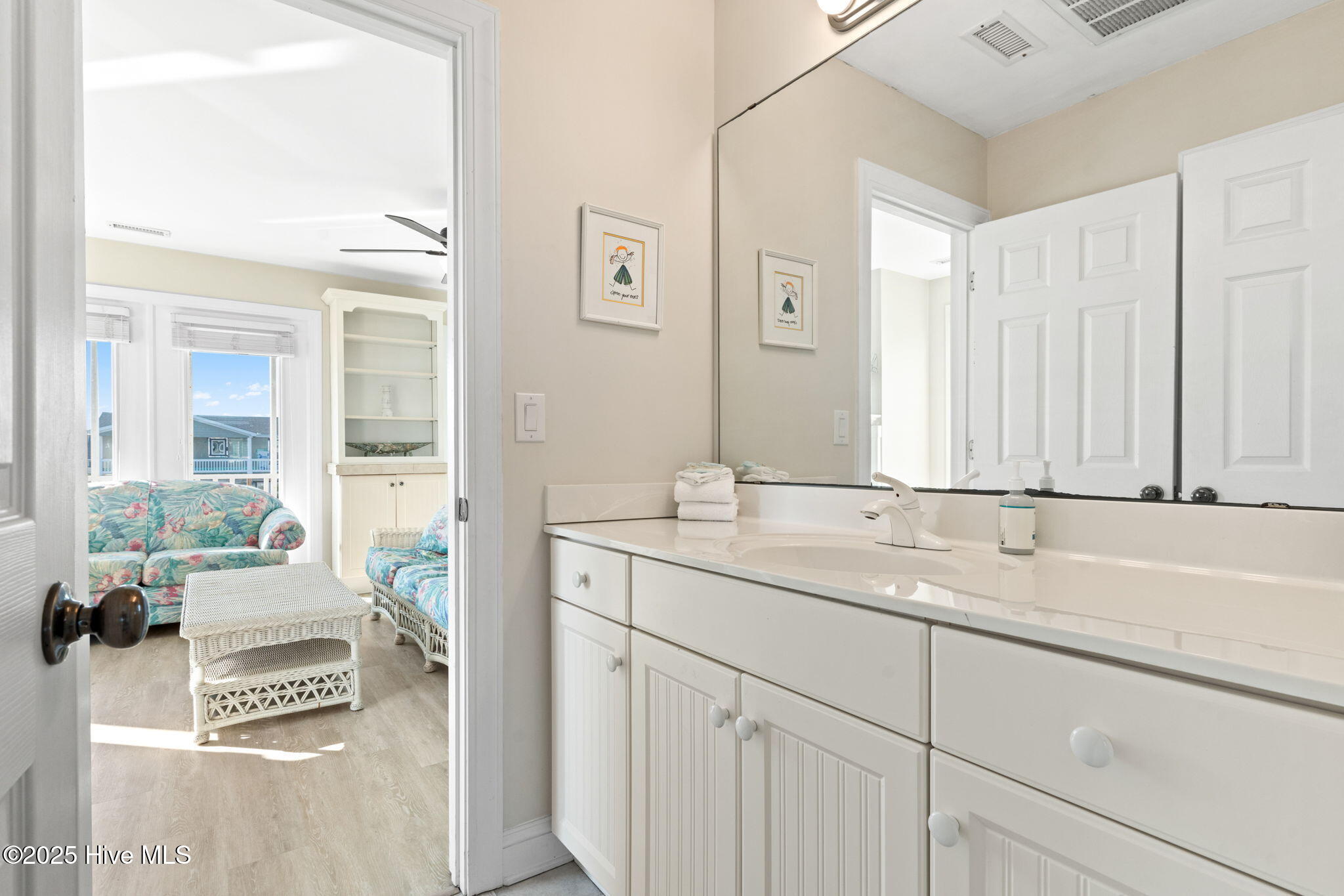 Holden Beach, North Carolina, 28462, United States, 4 Bedrooms Bedrooms, ,5 BathroomsBathrooms,Residential,For Sale,1992346