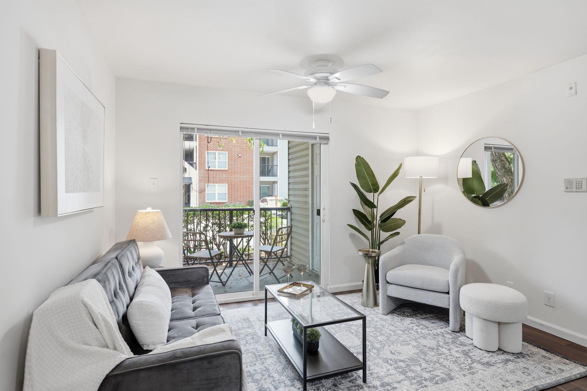  3303 Wyndham Circle, Alexandria, VA, 22302 - 物件實景