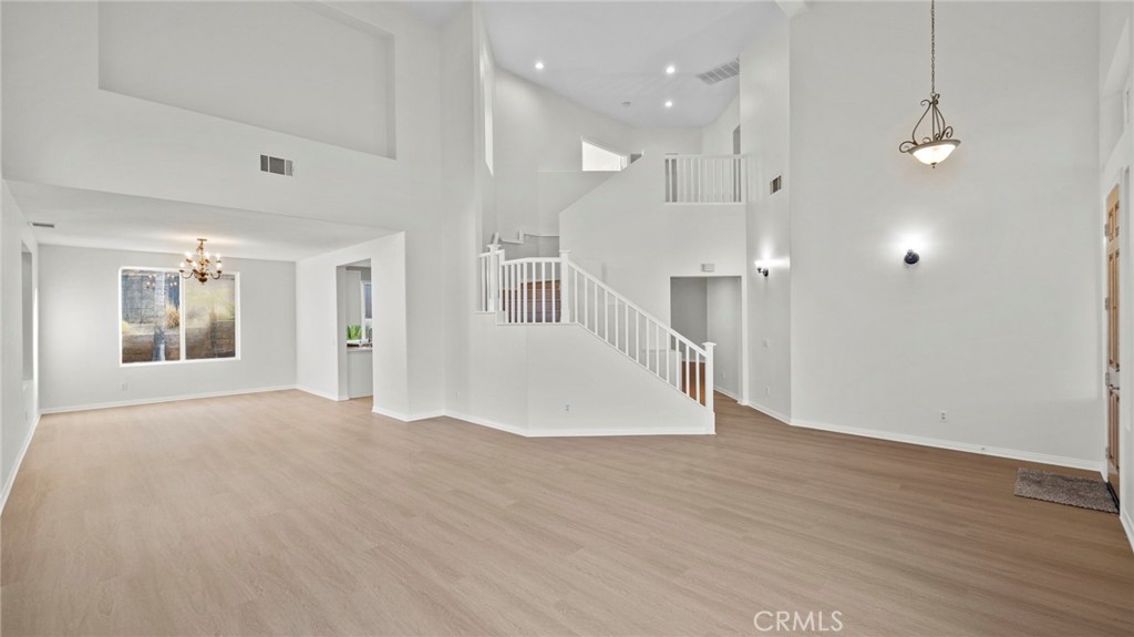 Corona, California, 92883, United States, 4 Bedrooms Bedrooms, ,4 BathroomsBathrooms,Residential,For Sale,2005311