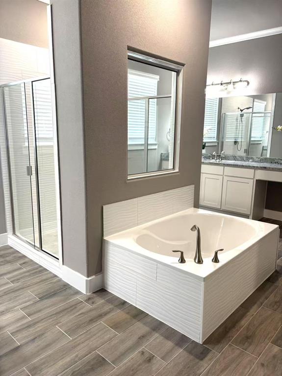 St. Paul, Texas, 75098, United States, 4 Bedrooms Bedrooms, ,5 BathroomsBathrooms,Residential,For Sale,1981996