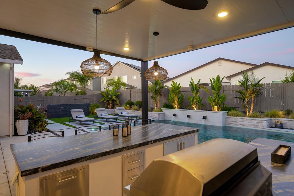 Roseville, California, 95747, United States, 4 Bedrooms Bedrooms, ,4 BathroomsBathrooms,Residential,For Sale,1927249