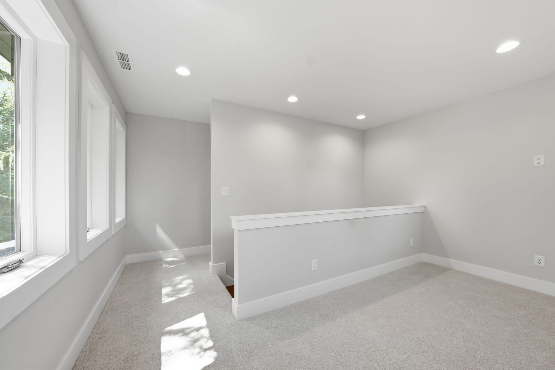  1548 NW Elgin Avenue #1 & 2 Bend, OR 97703 - 物件實景