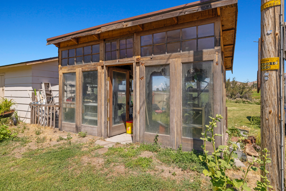 KLAMATH FALLS, Oregon, 97603, United States, 3 Bedrooms Bedrooms, ,2 BathroomsBathrooms,Residential,For Sale,1984285