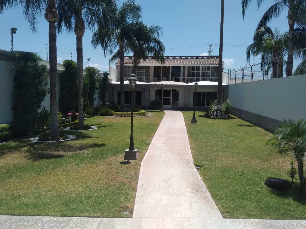 CARRETERA EJIDO SAN AGUSTIN, Torreón, Coahuila de Zaragoza, 27400, Mexico, 4 Bedrooms Bedrooms, ,4 BathroomsBathrooms,Residential,For Sale,CARRETERA EJIDO SAN AGUSTIN,1609838
