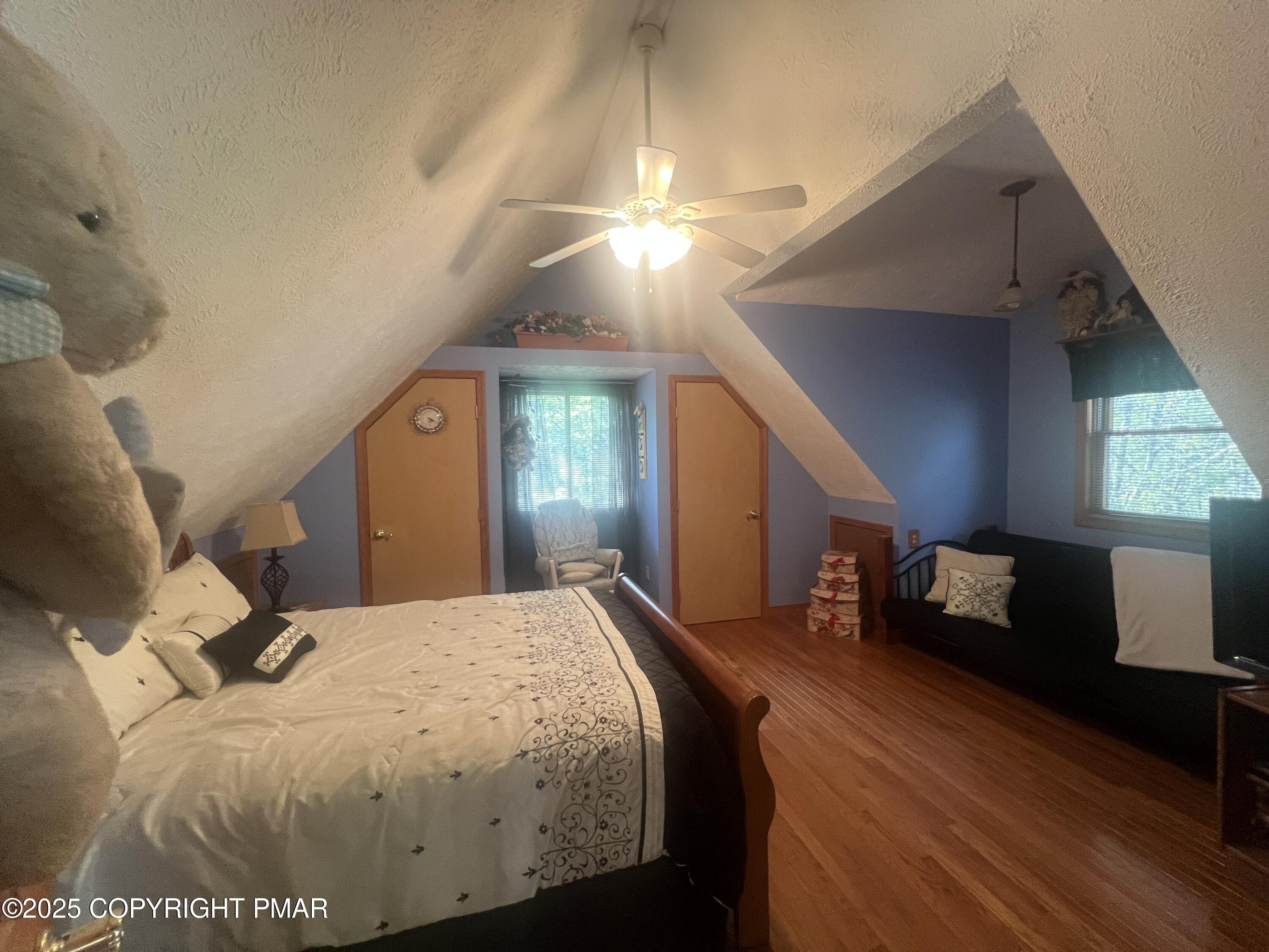 Blakeslee, Pennsylvania, 18610, United States, 4 Bedrooms Bedrooms, ,3 BathroomsBathrooms,Residential,For Sale,1982543