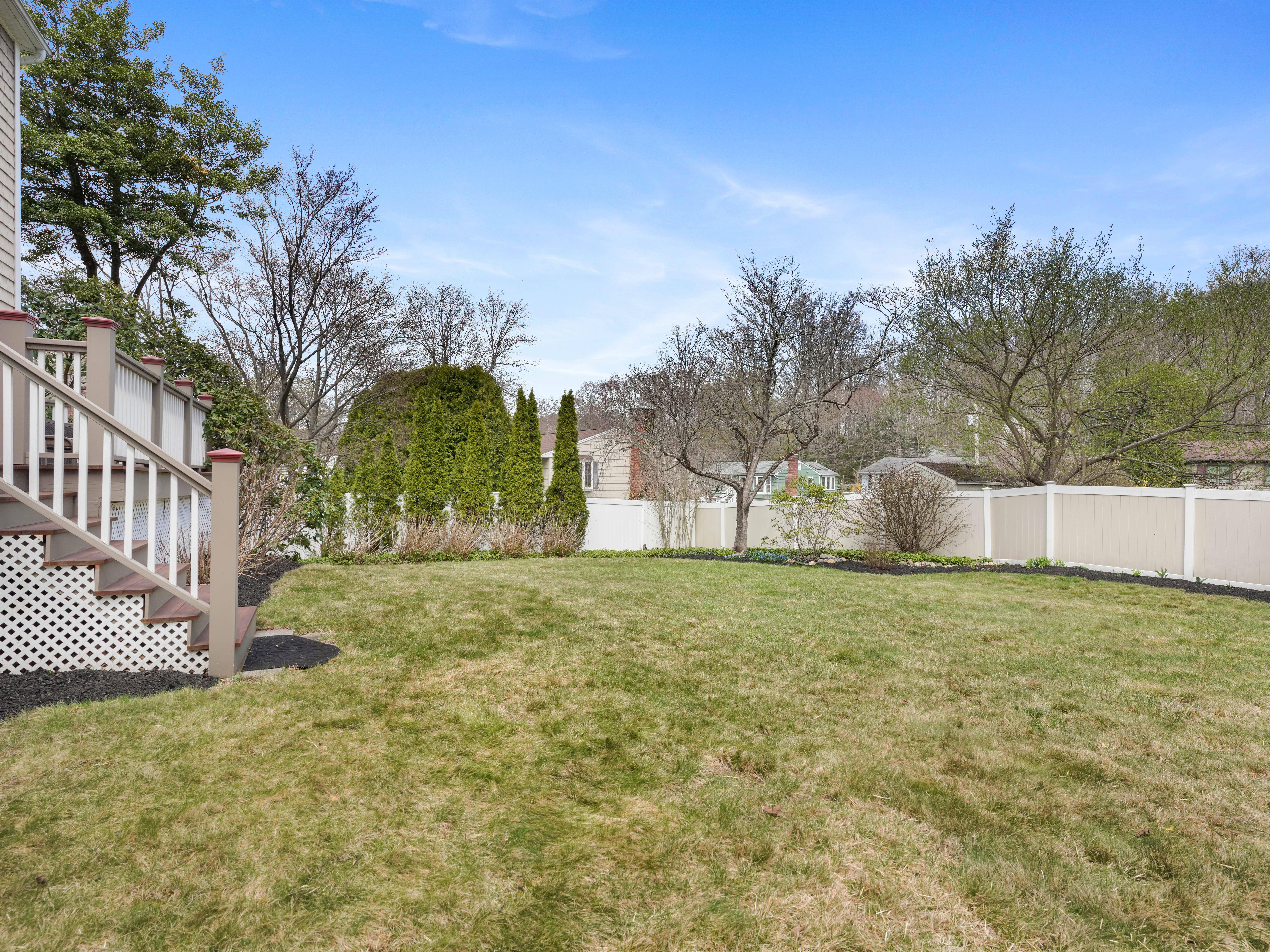  Stunning Custom Colonial - 物件實景