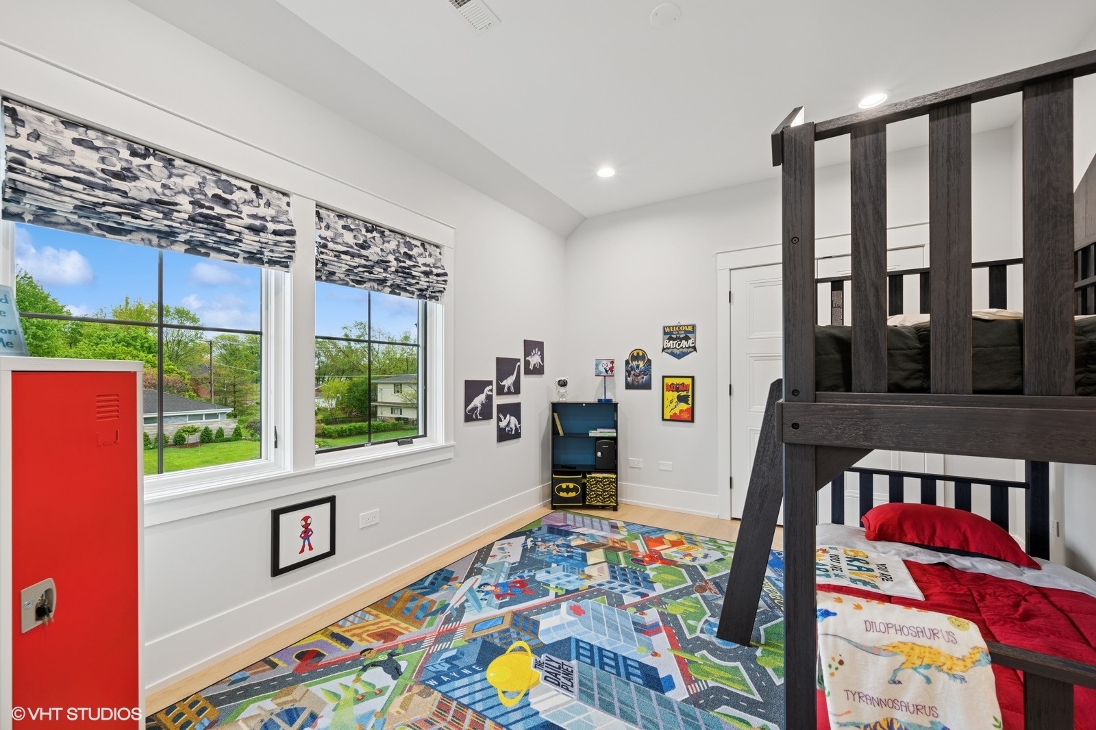 Northbrook, Illinois, 60062, United States, 5 Bedrooms Bedrooms, ,5 BathroomsBathrooms,Residential,For Sale,1827493