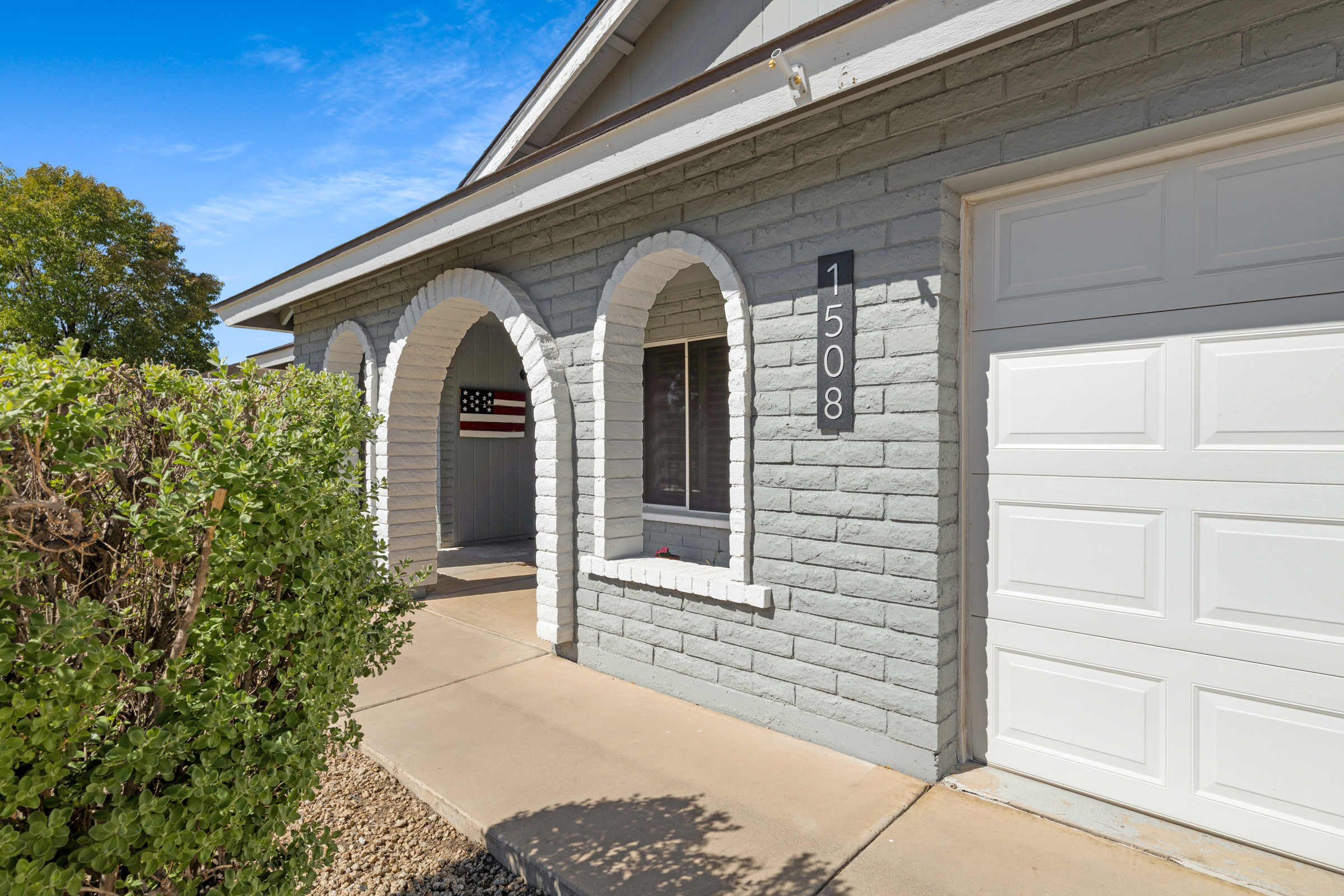 Tempe, Arizona, 85283, United States, 4 Bedrooms Bedrooms, ,2 BathroomsBathrooms,Residential,For Sale,1987440