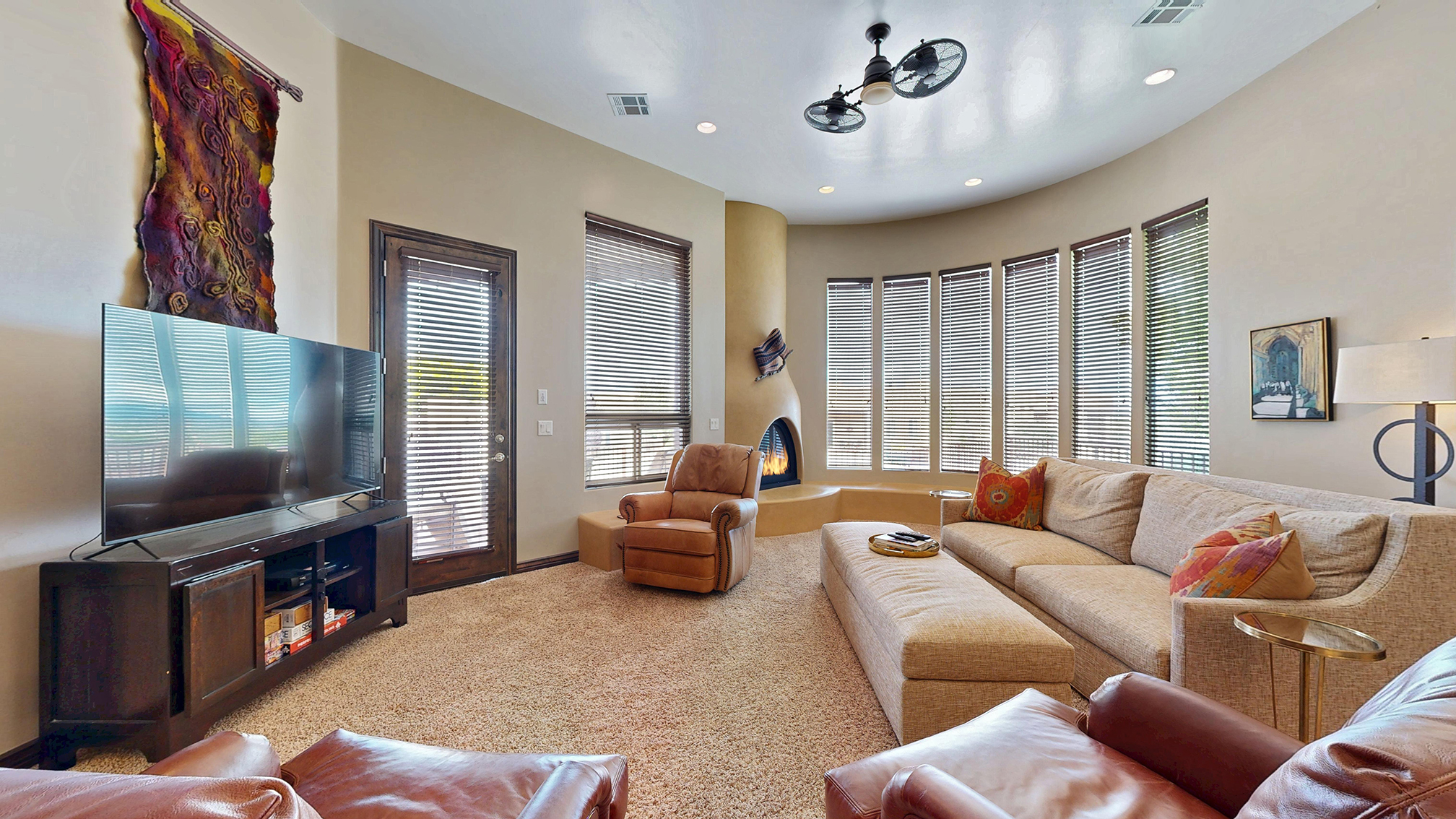 Alto, New Mexico, 88312, United States, 3 Bedrooms Bedrooms, ,3 BathroomsBathrooms,Residential,For Sale,1882409