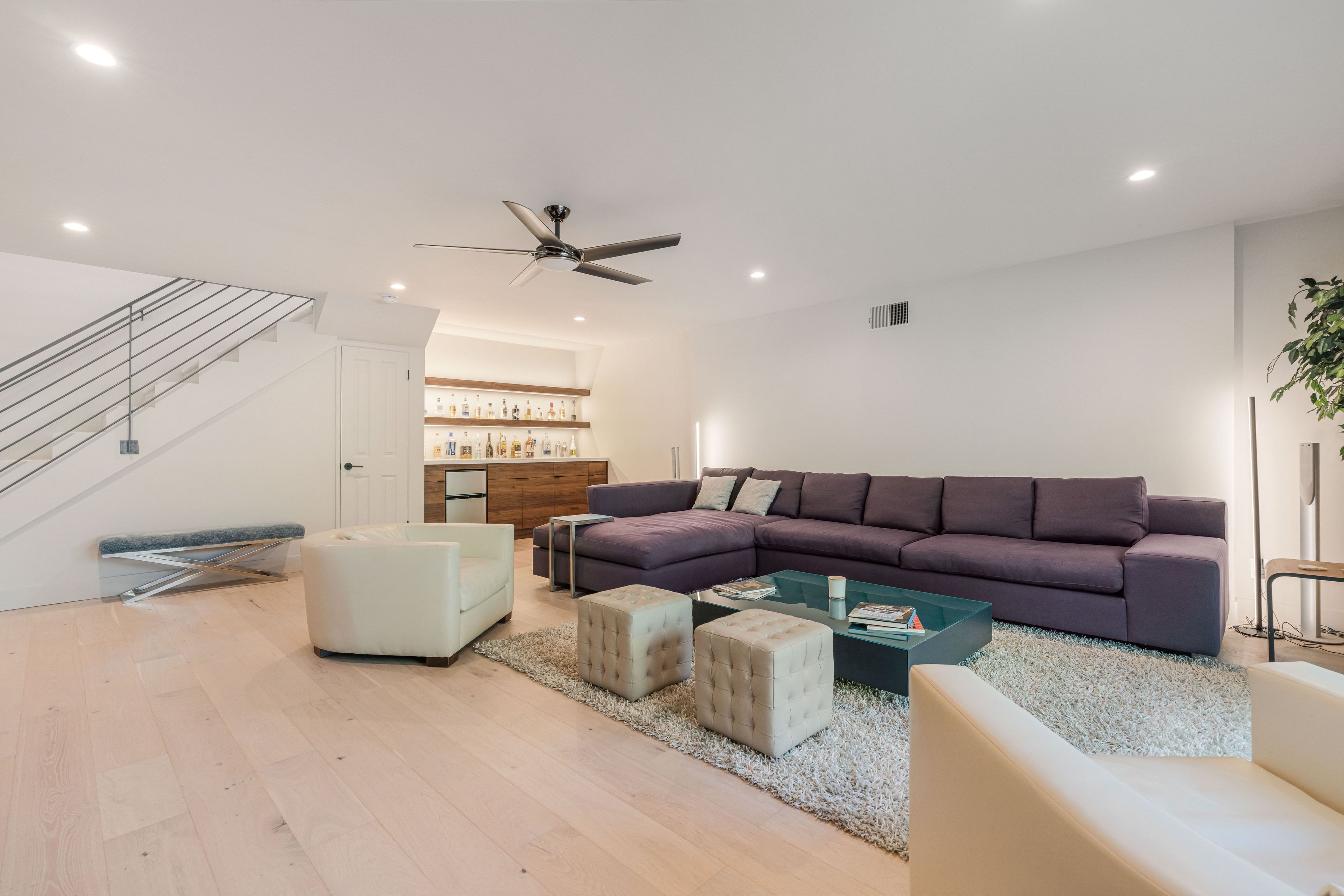  5950 Winnetka Avenue - 物件實景