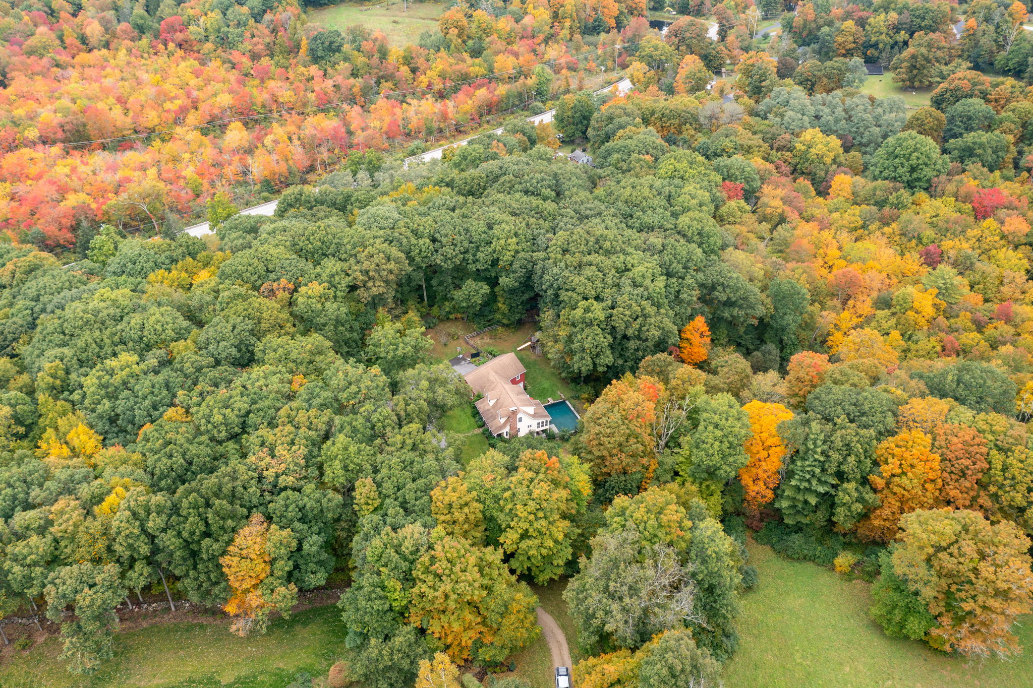  212 Looking Glass Hill Road - 物件實景
