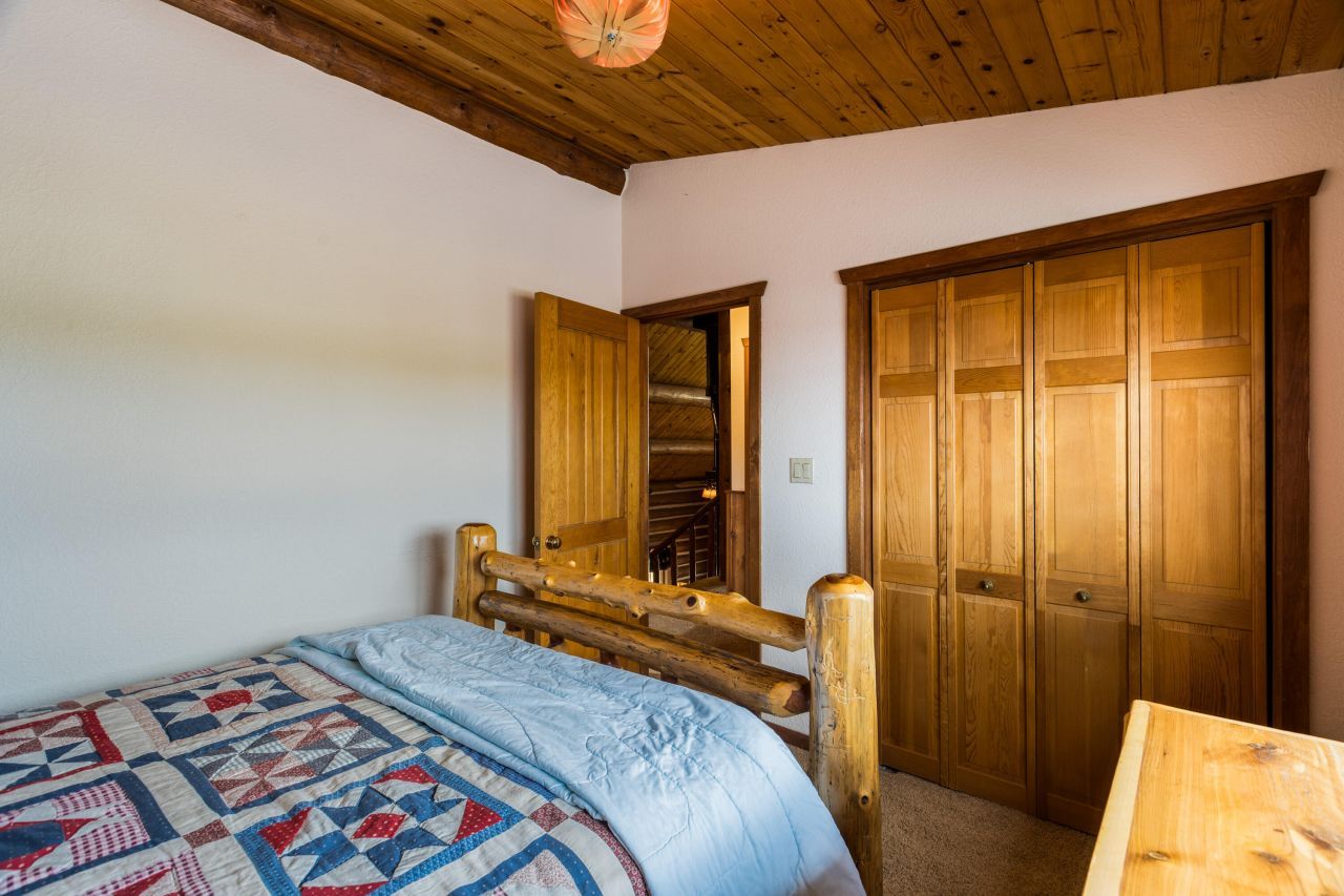 Tijeras, New Mexico, 87059, United States, 3 Bedrooms Bedrooms, ,2 BathroomsBathrooms,Residential,For Sale,1942288