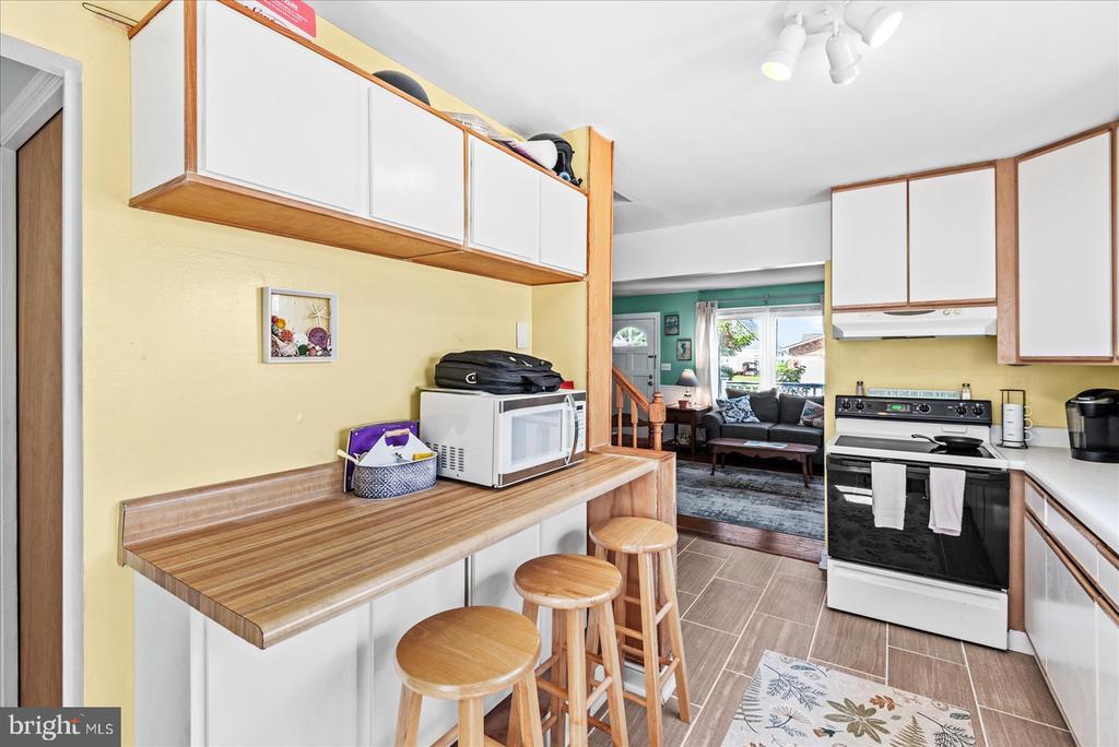 Colonial Beach, Virginia, 22443, United States, 4 Bedrooms Bedrooms, ,3 BathroomsBathrooms,Residential,For Sale,1905965