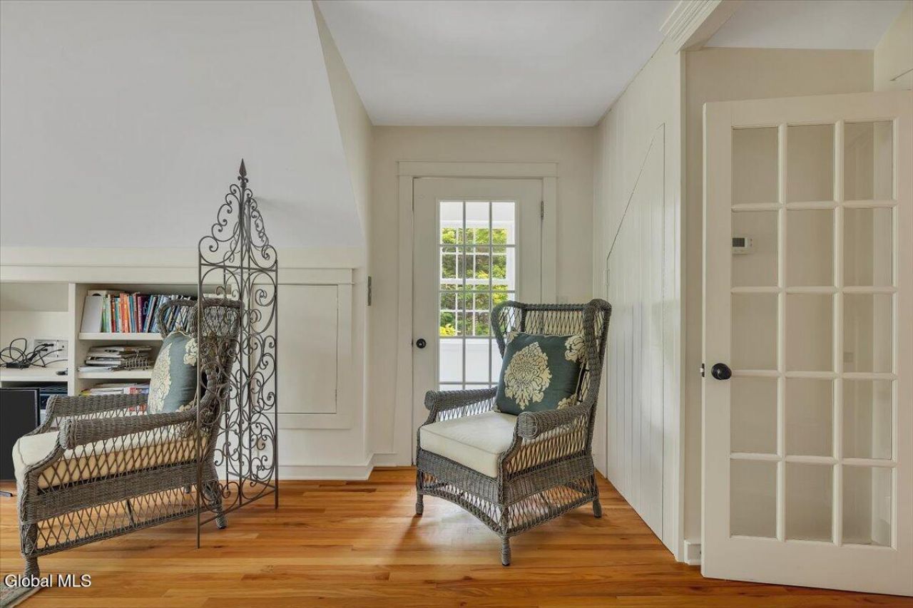 Queensbury, New York, 12804, United States, 4 Bedrooms Bedrooms, ,4 BathroomsBathrooms,Residential,For Sale,2003440