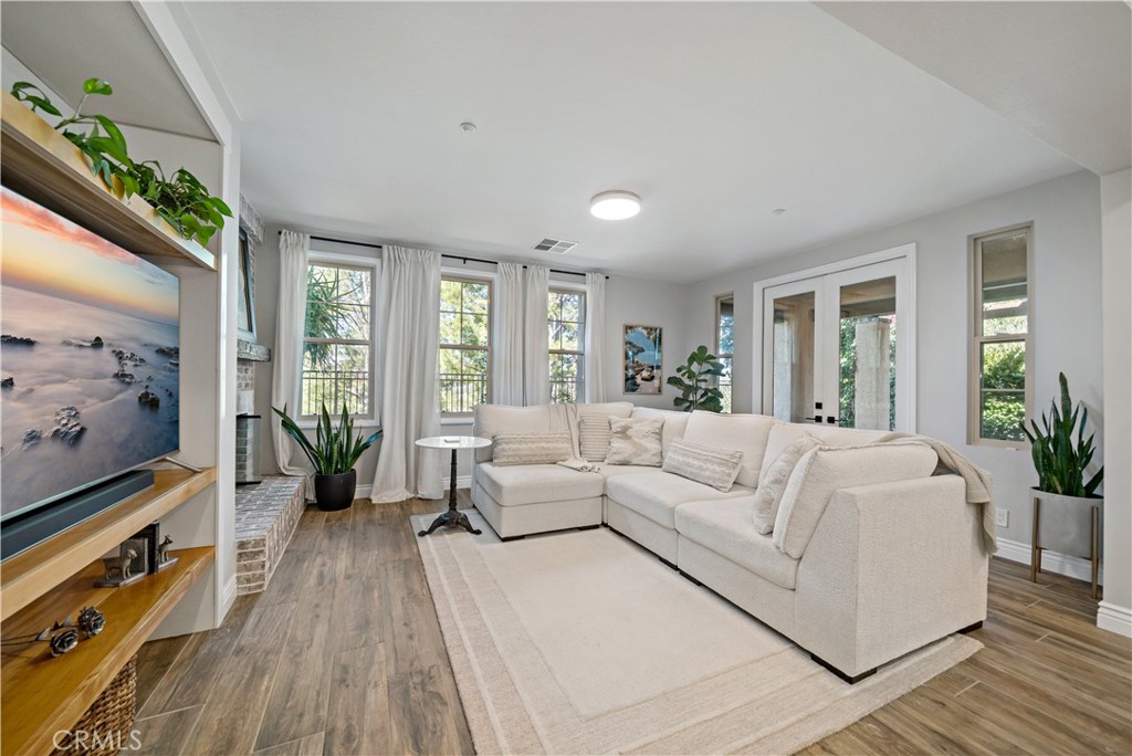 Ladera Ranch, California, 92694, United States, 4 Bedrooms Bedrooms, ,3 BathroomsBathrooms,Residential,For Sale,2000318