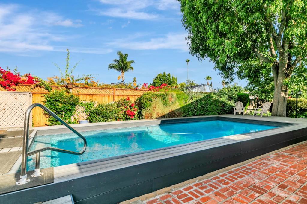 San Jose, California, 95123, United States, 3 Bedrooms Bedrooms, ,2 BathroomsBathrooms,Residential,For Sale,1975297