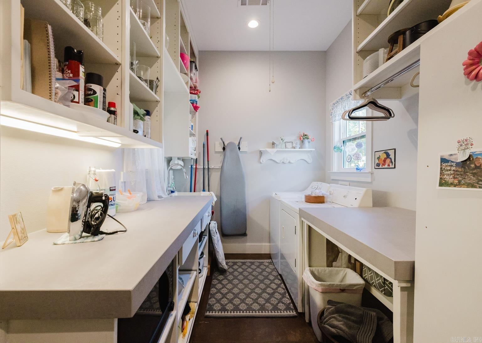 Alexander, Arkansas, 72002, United States, 3 Bedrooms Bedrooms, ,3 BathroomsBathrooms,Residential,For Sale,2005542