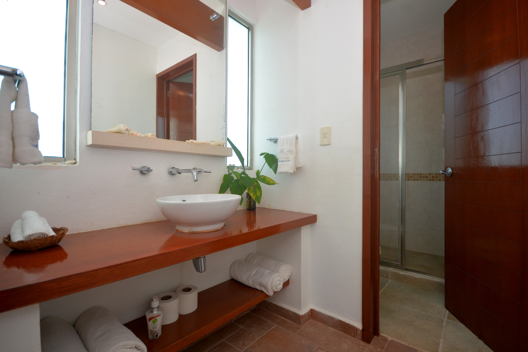  DUPLEX 6 BEDROOM HOME NEAR THE BEACH - 物件實景
