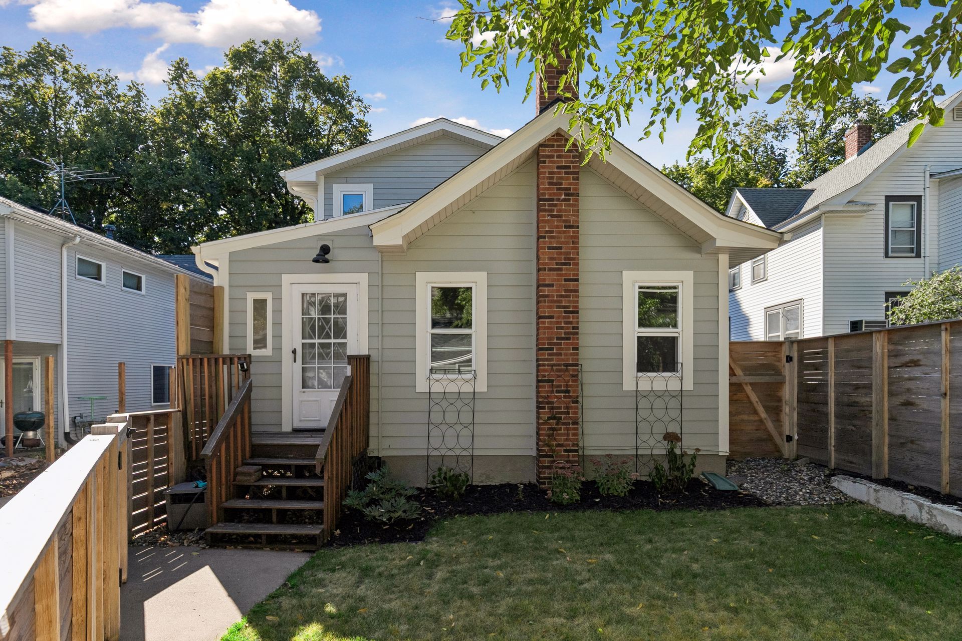  Classic Minneapolis Character in Linden Hills - 物件實景