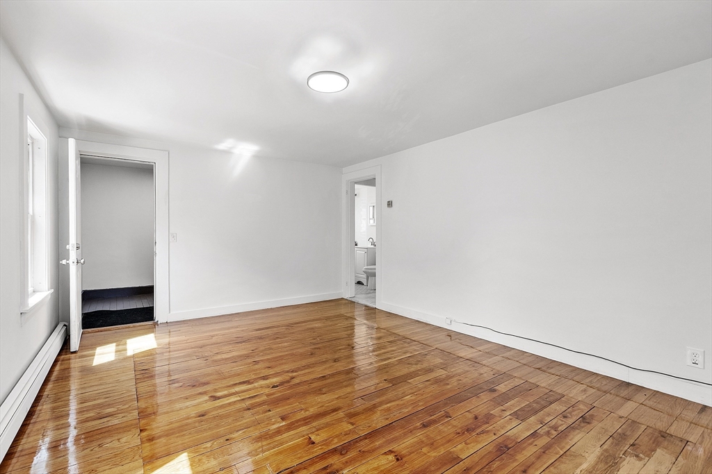 Fitchburg, Massachusetts, 01420, United States, 6 Bedrooms Bedrooms, ,3 BathroomsBathrooms,Residential,For Sale,1925075