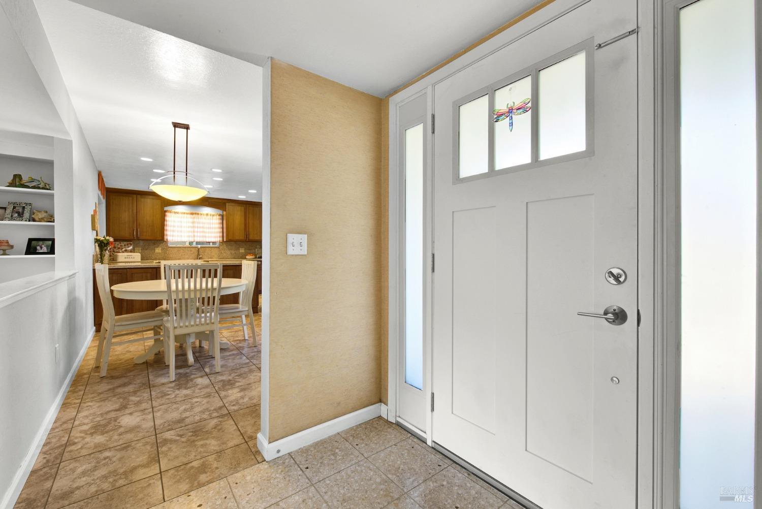 Dixon, California, 95620, United States, 3 Bedrooms Bedrooms, ,2 BathroomsBathrooms,Residential,For Sale,1943662