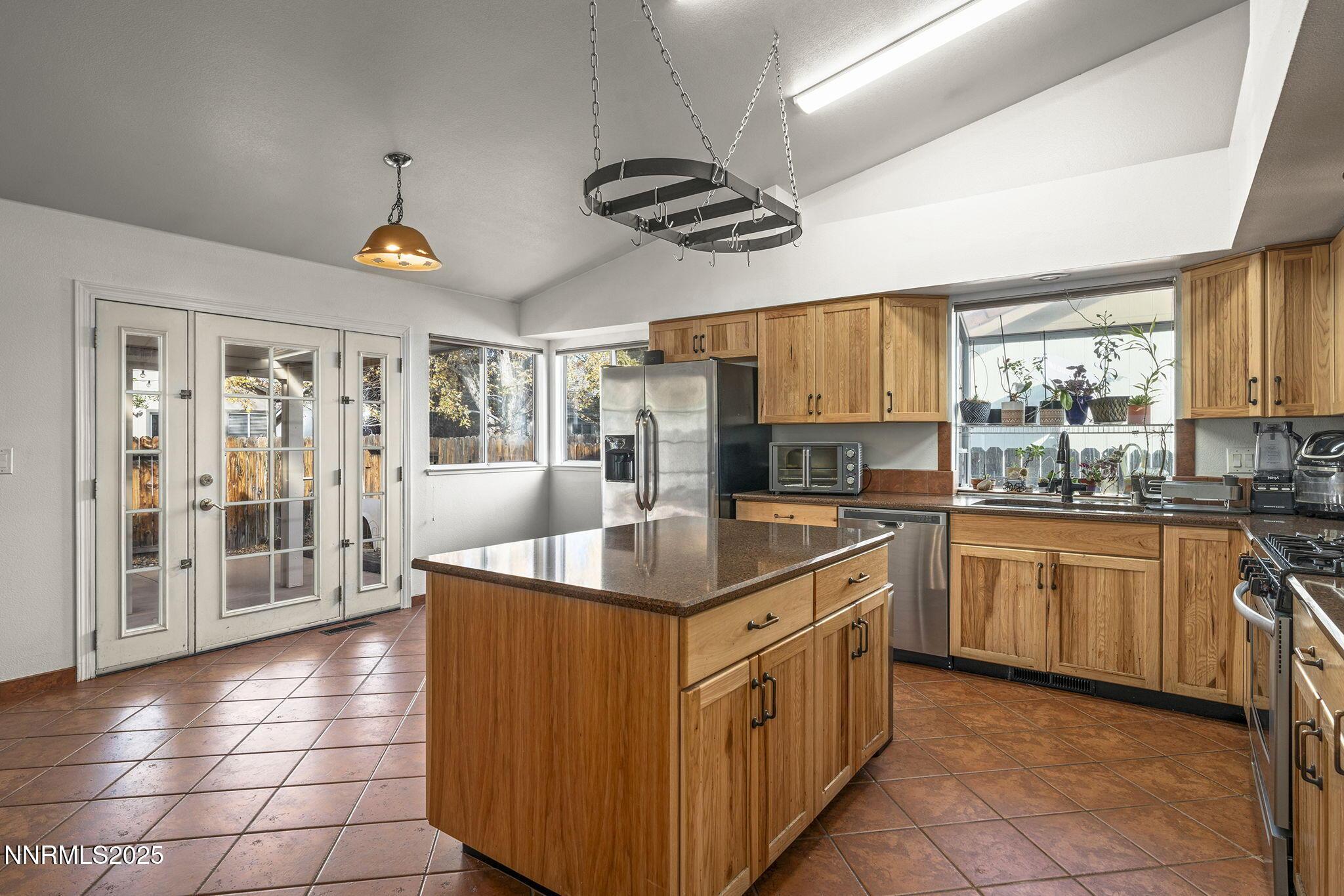 Reno, Nevada, 89502, United States, 4 Bedrooms Bedrooms, ,2 BathroomsBathrooms,Residential,For Sale,1997372