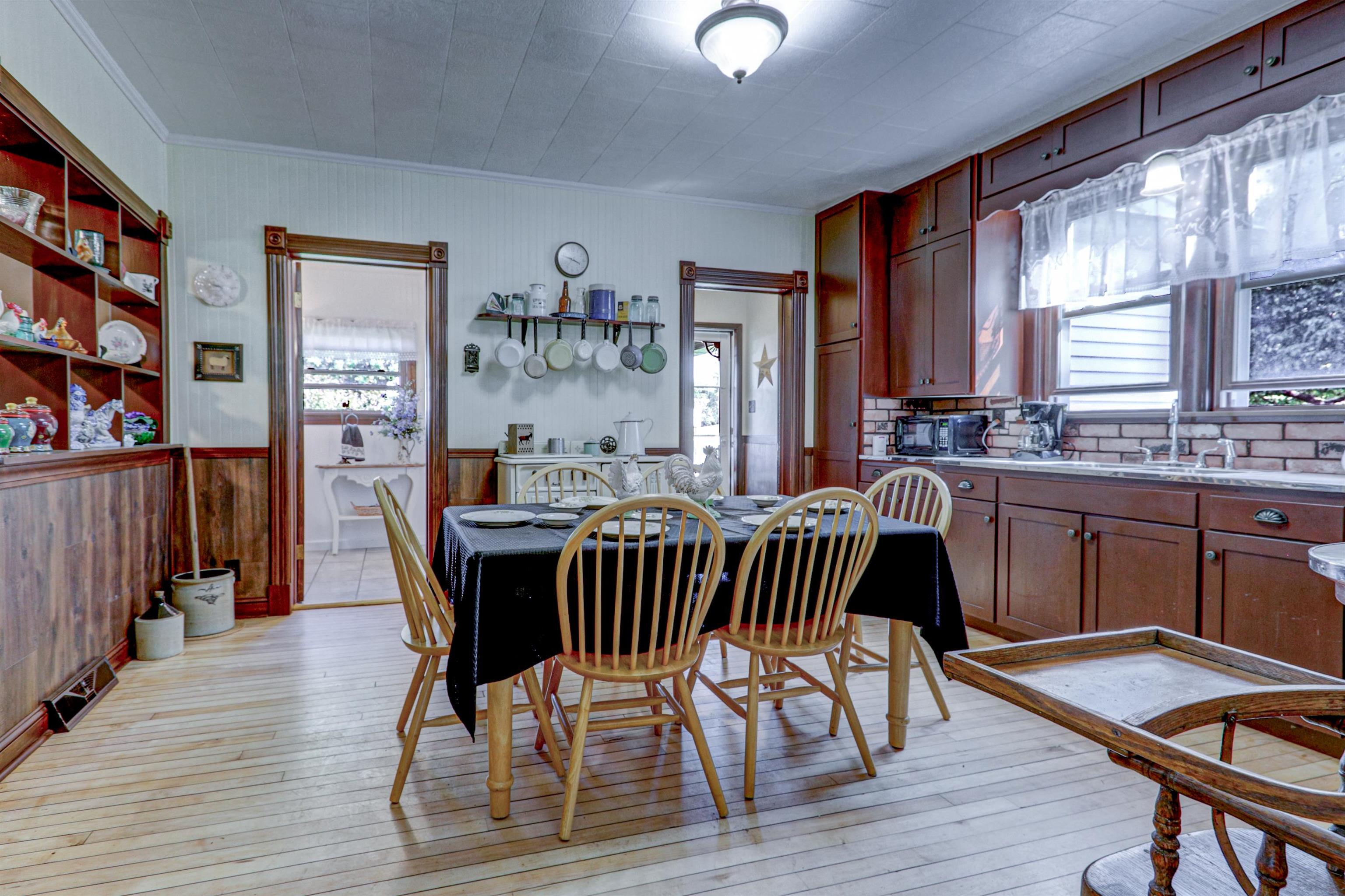 Bonduel, Wisconsin, 54107, United States, 4 Bedrooms Bedrooms, ,1 BathroomBathrooms,Residential,For Sale,1937889