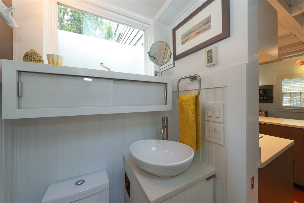 Provincetown, Massachusetts, 02657, United States, 1 Bedroom Bedrooms, ,1 BathroomBathrooms,Residential,For Sale,1933472